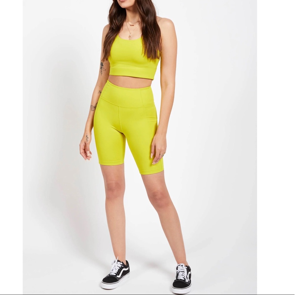 NWT High Waist Biker Shorts - Girlfriend Collective - Picture 2 of 13